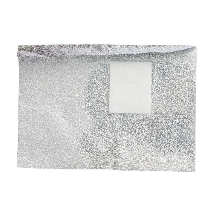 Soak Off Foil Wrap lähikuva kynsistudio Silver Beauty
